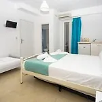 Depis Place & Hotel 2*