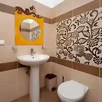 Hotel Depis Place & 2*