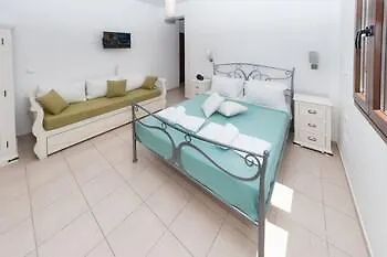 מלון Depis Place & Naxos City