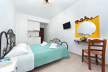 Depis Place & Hotel Naxos City