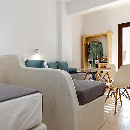 Otel Depis Place & Naxos City